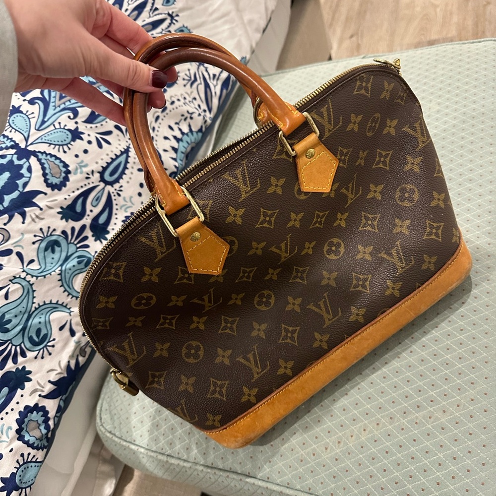 Authentic Louis Vuitton Bag